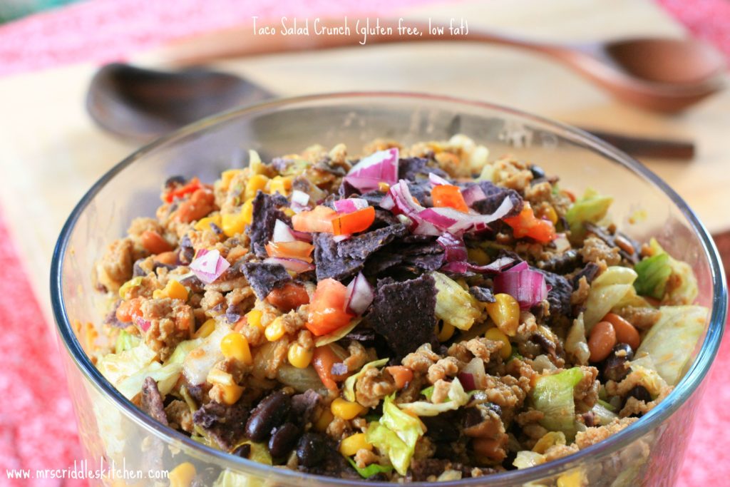 An AMAZING Low Fat Gluten Free Taco Salad that has EVERYTHING from flavor to crunch!