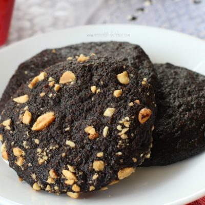 Chocolate Peanutty Cookies