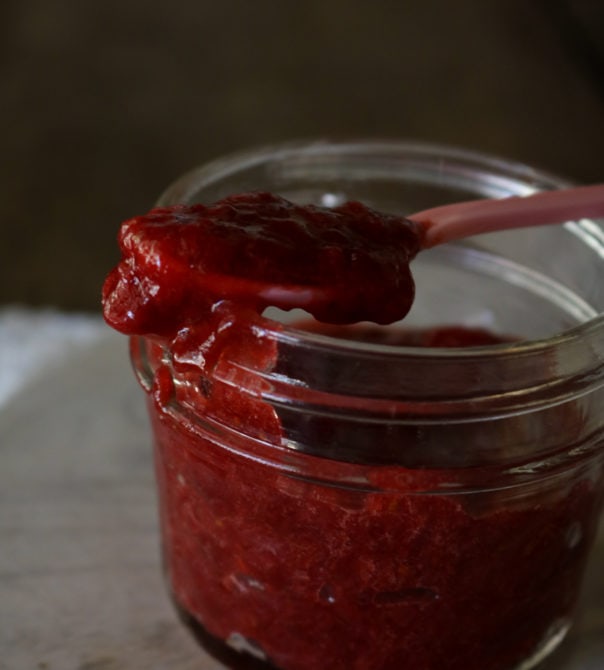 Sugar-Free Strawberry Jam (low carb, keto, thm s)