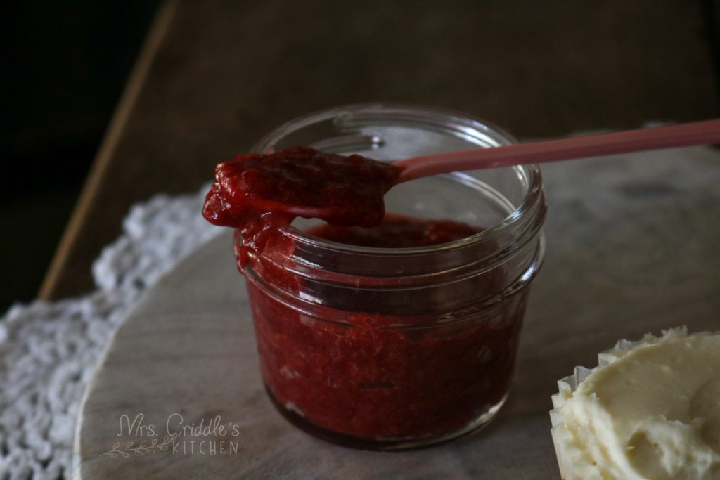 Sugar-Free Strawberry Jam (low carb, keto, thm s)