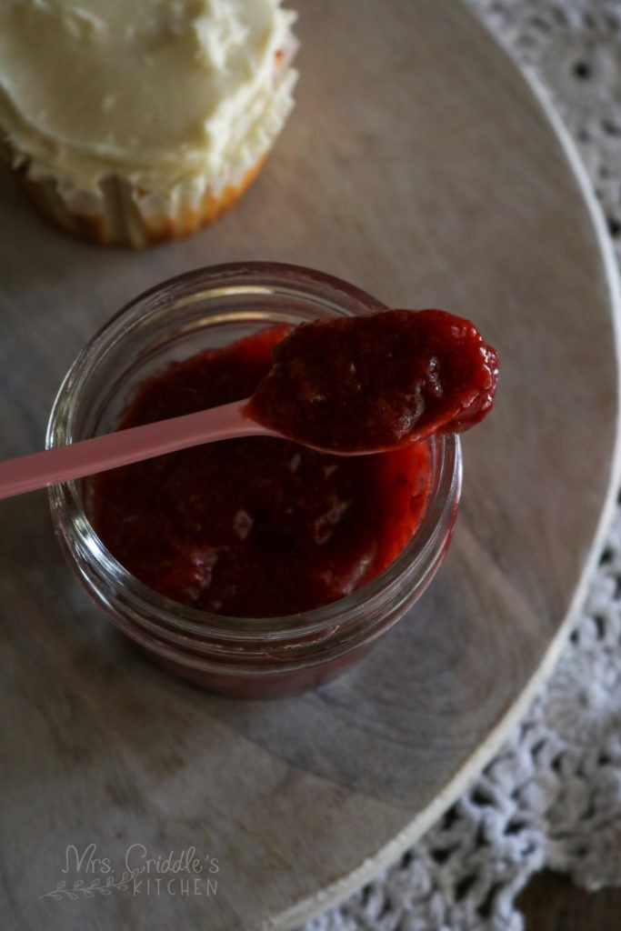 Sugar-Free Strawberry Jam (low carb, keto, thm s)